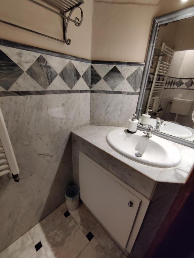 Gina Guest House Флоренция Экстерьер фото